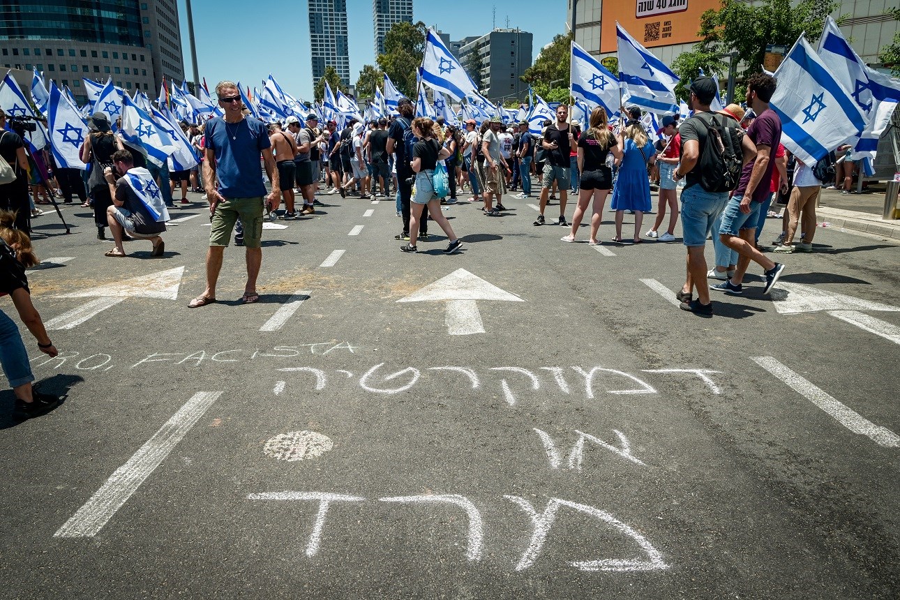 הורדת הדירוג של ישראל ב-V-Dem מדמוקרטיה ליברלית לאלקטורלית: צעד מדאיג, אך לא סממן לנסיגה דמוקרטית