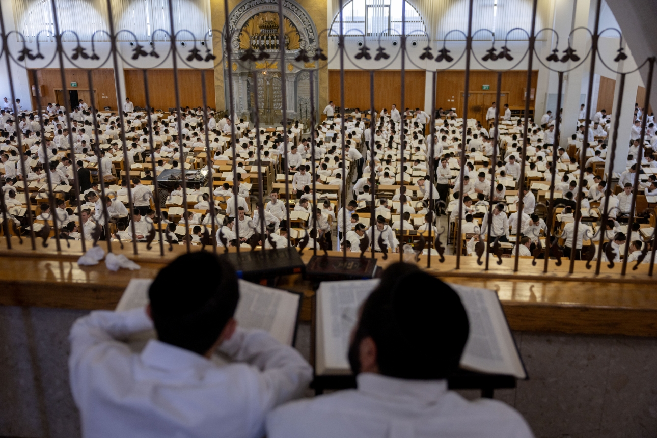 תלמידי ישיבה בישיבת חברון בירושלים, אוגוסט 2025 | Photo by Chaim Goldberg/Flash90