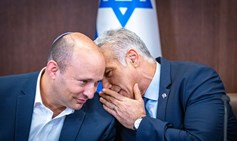 נפתלי בנט ויאיר לפיד | Photo by Olivier Fitousi/Flash90