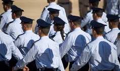 טקס סיום קורס טיס. האם הטובים ביותר ימשיכו לשרת? | Photo by Oren Ben Hakoon/Flash90
