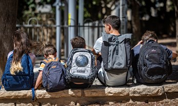 מערכת החינוך והבחירות: איך מכניסים פוליטיקה לבית הספר?